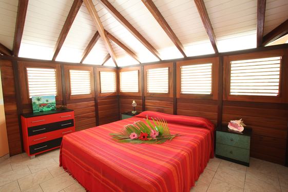 Very attractive spacious bedroom for your vacation